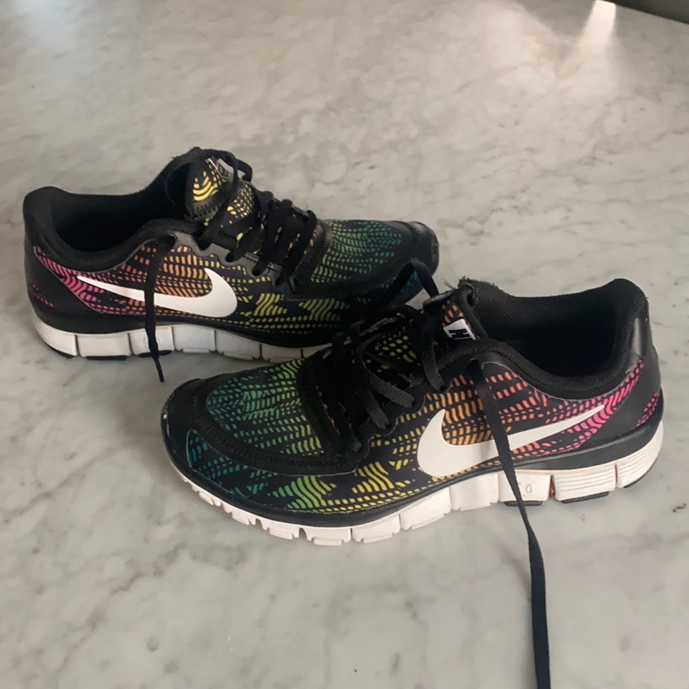 Womens Nike Running Shoe size 6